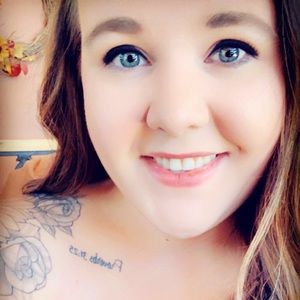 Meet your Posher, Jade